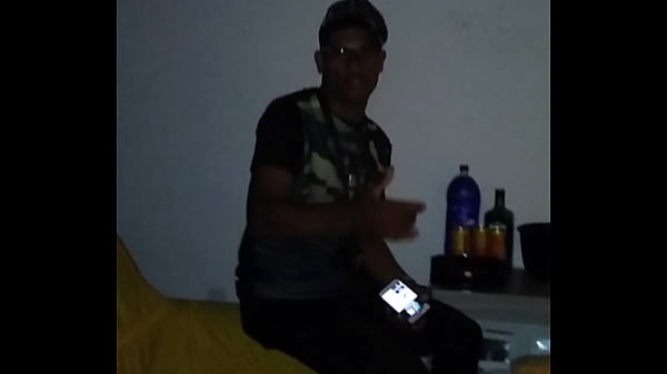 Masturbándome para mí novia