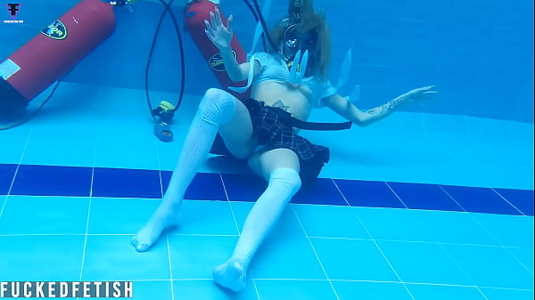 Sexy Ashlee Rose pool scuba 746