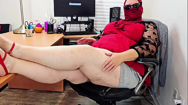 I caught the customer looking at my big fat pussy under my skirt, then he ended up burying his face in my wet pussy and cum in my mouth - (Jamdown26, Dad0603) hijab BBW SSBBW cum swallow, BBW cum in, BBW Cumshot, big ass Cumshot, BBW blowjob, big butt cum