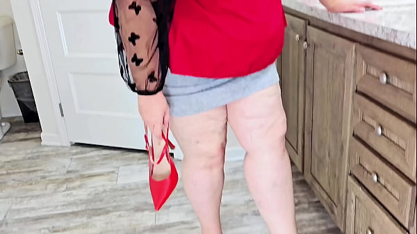 I caught the customer looking at my big fat pussy under my skirt, then he ended up burying his face in my wet pussy and cum in my mouth - (Jamdown26, Dad0603) hijab BBW SSBBW cum swallow, BBW cum in, BBW Cumshot, big ass Cumshot, BBW blowjob, big butt cum