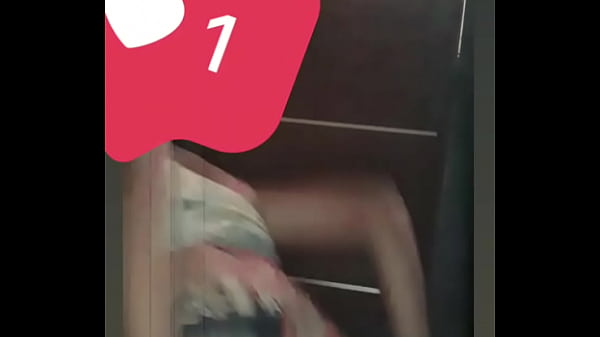Gostosa dançando