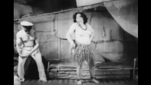The Hula Girl Hairy And Deep Sucking