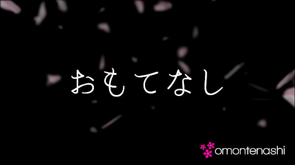 Amateur Beauty&rsquo;s Sweet Smile & Blowjob Show