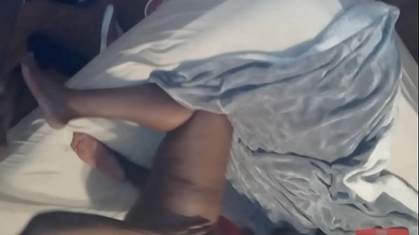 Mr10Curve shows why skinny men do it best
