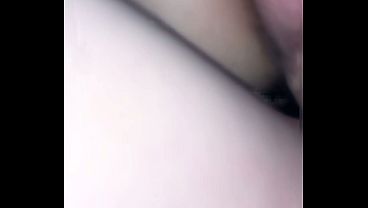 My girlfriend has an orgasm because of my penis, I fill her with squirts