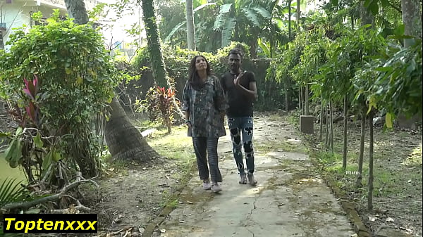 Playing a trick with her and having sex! Desi Love Sex