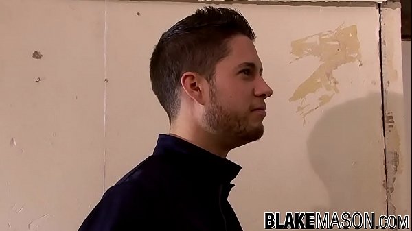 Pretty dude anally rails his hairy boyfriend ha...