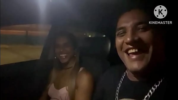 Download Video - CASADA TRANSANDO EM PLENA VIA PUBLICA VIA LIGHT AO VIVO