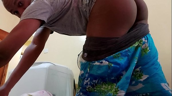 हिडन कैमरा मी वेट हो जाता है