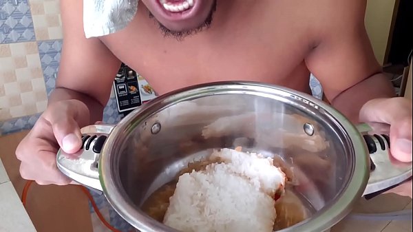 Mostohatestv&eacute;r meztelen főz&eacute;s &oacute;nra (8)