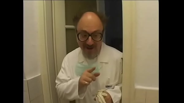 Short haired babe gets hers pussy pounded hardcore after having her body washed by a male nurse
