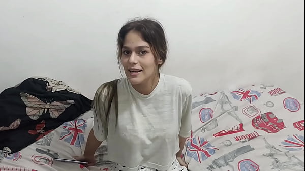 Download Video - la cachonda de mi hermanastra le es infiel a su novio y le gusta q se corran en ella &lpar;parte 1&rpar;