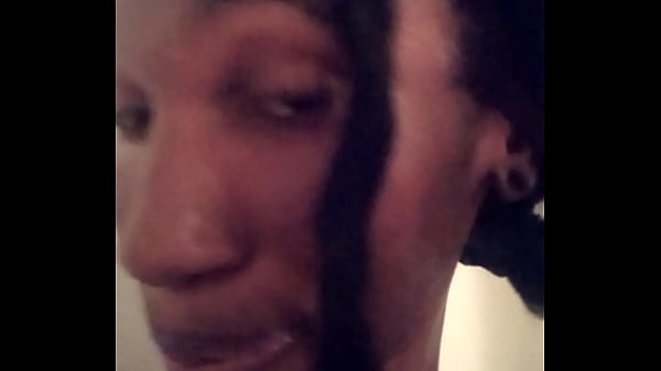 Download Video - My girlfriend La Nefertiti Perkins loves shaking her wet ass and playing water sports