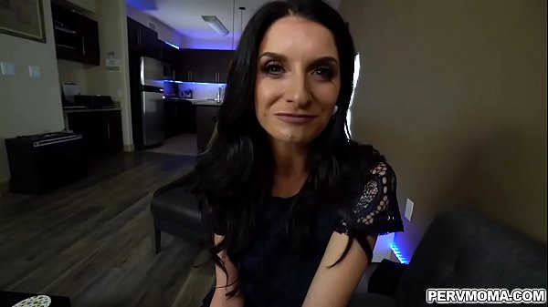 Silvia Saige blowjobs stepsons young cock instead of letting him use the credit card!