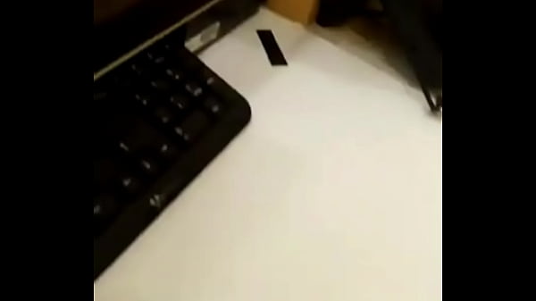 Me cogen en un Macropay y graban mis gemidos