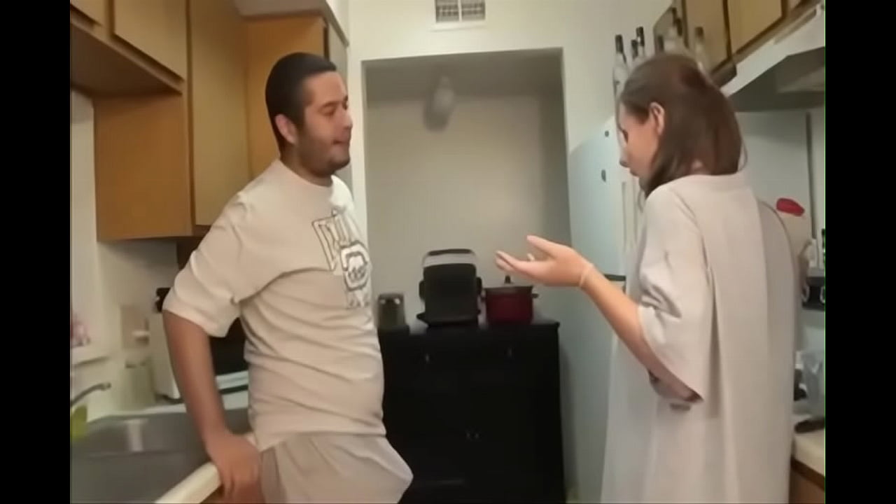 paso hermano y hermana mamada en la cocina
                   cumshot facial blowjob kitchen muchos negros