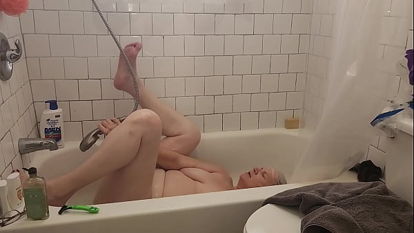 Download Video - Hot Mature Momma Vee Shaves Her Pussy And Masturbates In The Shower&excl;