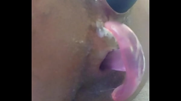 Download Video - Hornyfreak SLUT PLAYING WITH BOTH HOLES