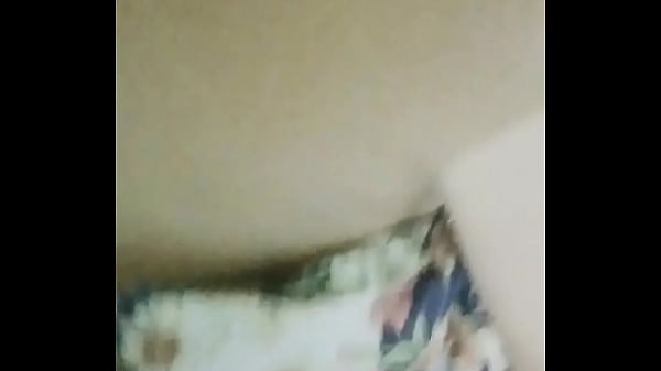 thumb eating sideways
