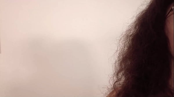 193 - 8 Babe fucks for creampie