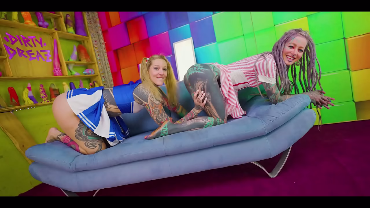 Devil &amp_ Angel Tag-Team DP &ndash_ Facial