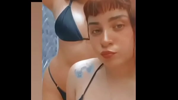 Amigas putitas lesbianas mostrando todo