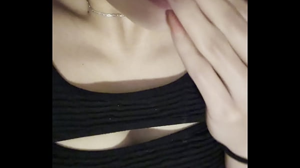 MASTURBANDOSE RICO DESPUES DEL GYM