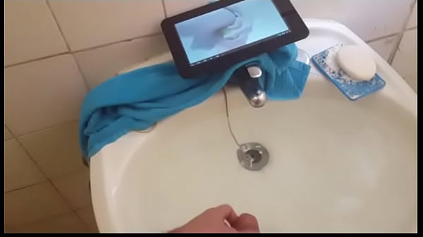 Tributo acuatico para pepina