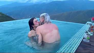 Great view, sexy girl, a blowjob to remember - ZACK CUCKOLD