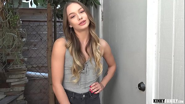 Kinky Family - How I started fucking my step Naomi Swann