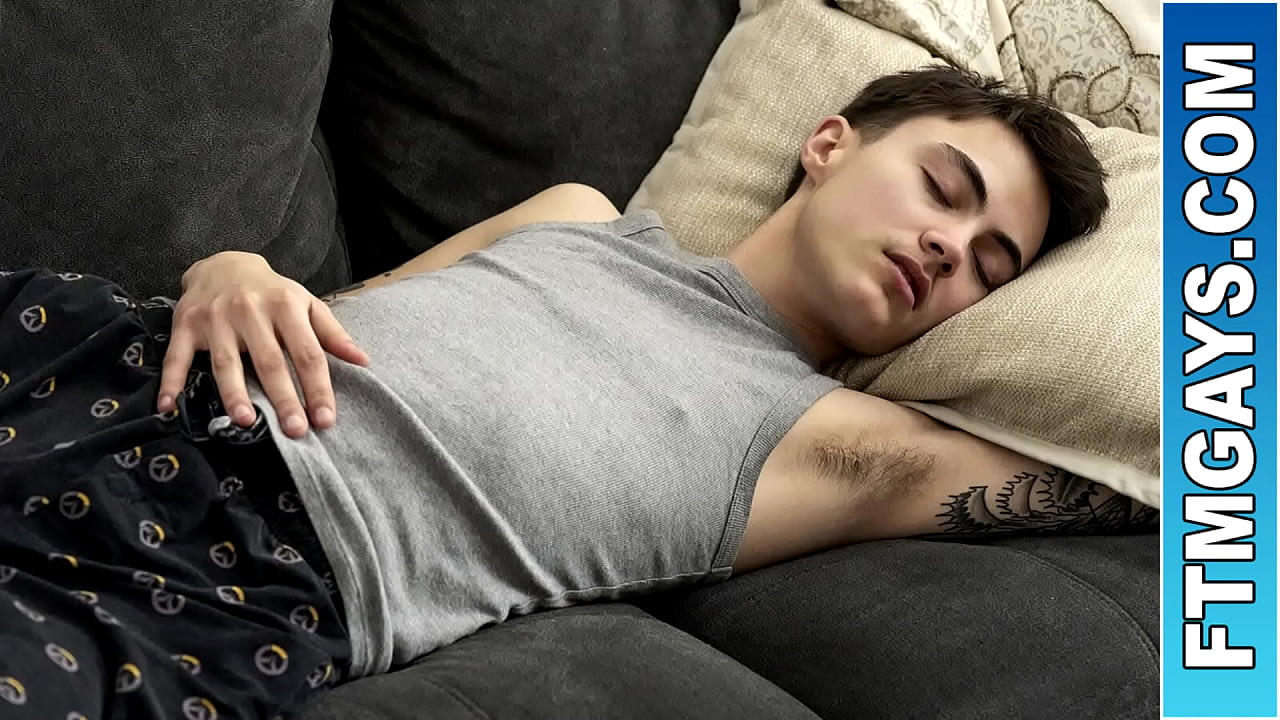 ¡Ups, me cogí a mi chico FTM! ¡Dios ayude a Dillon Stone! No solo ha pecado cogiéndose a su hijastro Joey Michaels, ¡sino que su mujer está a punto de pedir el divorcio!
                    ftm gay sex gay porn boy pussy ftm fuck gay ftm boy cunt gay pussy gay trans tranny boy gay vagina ftm gay ftm men gay transman ftm boy gay ftm fucking transcest ftm taboo ftm hard fuck muchos negros