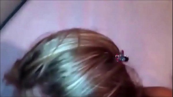 Gangbang sua esposa tambem gosta de varios paus ao mesmo tempo puta e corno realmente amadores completo no red