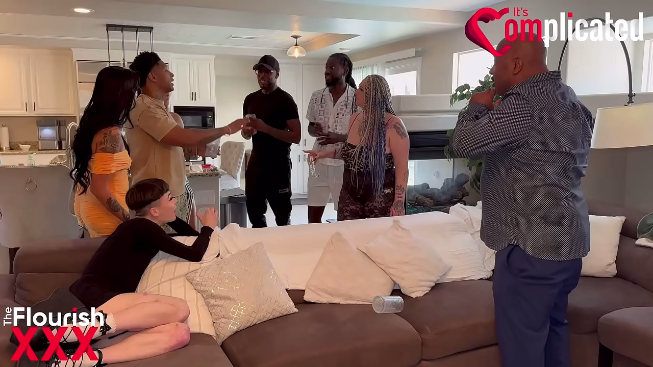 Its Complicated Ep 13 &quot_Family Reunion&quot_ - Gia and JonJon