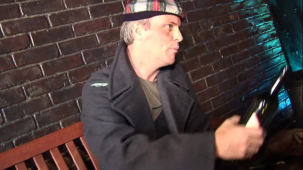 Hot European Chicks In An Anal Sex Mmff Foursome