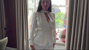 Stranger Tourist Follows Guy Home For Better Photos - Deepthroat & cum In her Mouth