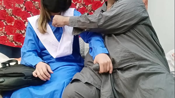 Download Video - Desi Beautifull School Girl Having Sex With Her Own Tution Teacher