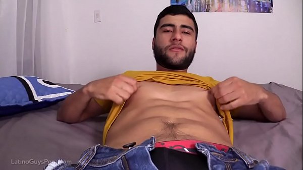 Download Video - Sexy Papi Enjoys A Fat Cock
