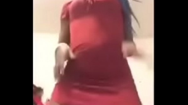 Sexy Ivorian Girl Dancing