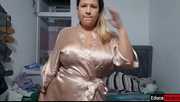YELIXNOW HORNY MILF WORKING OUT BIG BOOBS BOUNCING