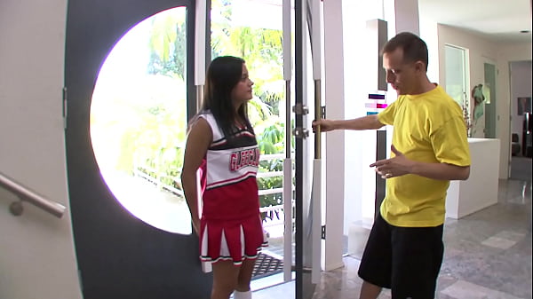 18 Year Old Latina Selma Sins Swallows Jizz After Fuck