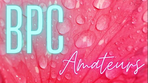 Mi primer video porno, me masturbo solita con mi dildo, busco quien me coja