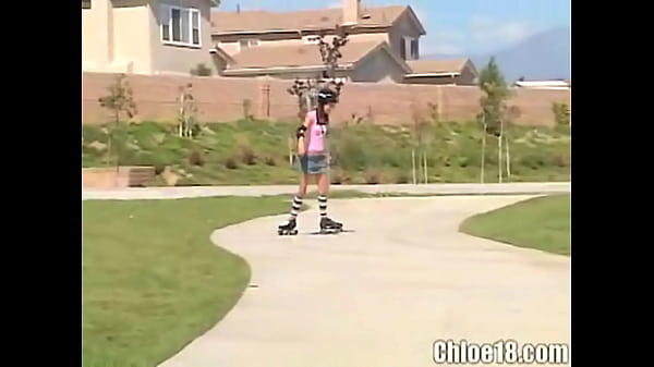 Skater teen Chloe 18 masturbates on a bench