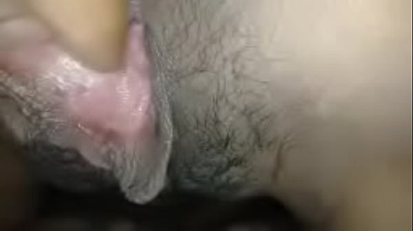 Fucking the pussy of a local girl until she cums all over her pussy. It's very nice to suck her pussy. When you see her pussy covered in cum, it's extremely thrilling. The pussy of a beautiful Asian girl has a pussy worth licking.