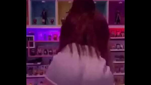 Arigameplays twerk
