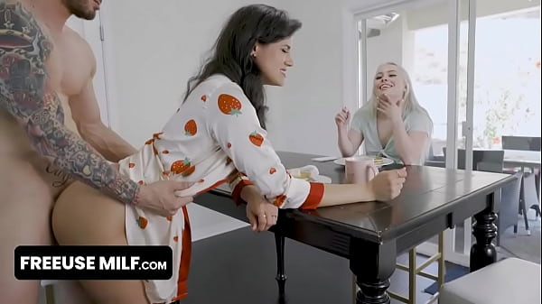 FreeUse Milf - Luscious Blonde Teen Gets Into H...