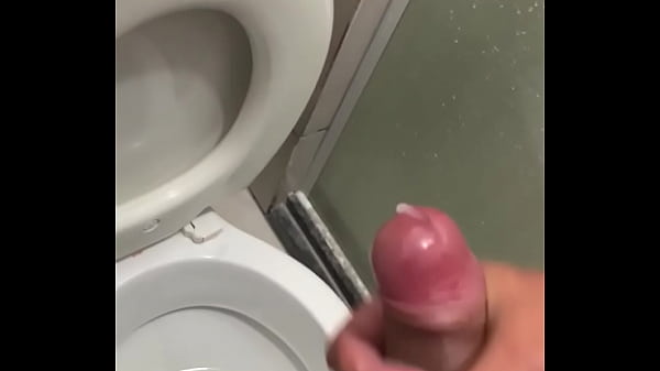 Aquela gozada de encher sua boca!