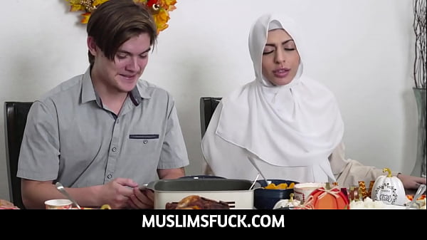 MuslimsFuck-Hijab wearing babe Audrey Royal with boyfriend Tyler Cruise have the dining room themselves and fucks on the table