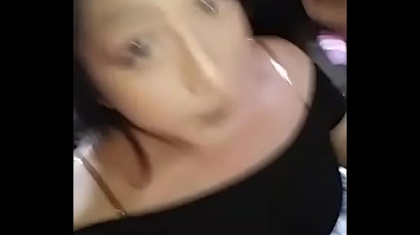 Download Video - Bella y femenina trans&period; De comas  23 a&ntilde;itos  932452424