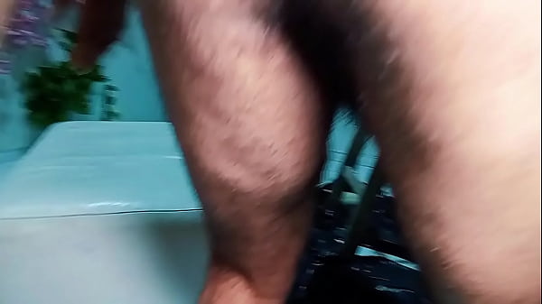 Download Video - PE&Atilde;O DE OBRA PINTOR PASSOU A PICA XXL NO CHEFE FISCAL PARTE II
