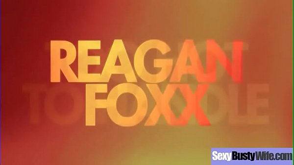 Download Video - Sex Hot Scene With Round Big Tits Housewife &lpar;Reagan Foxx&rpar; clip-16